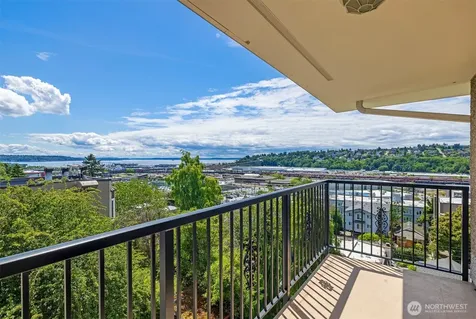 2219 13th Avenue W Seattle WA 98119
