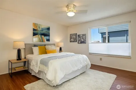 2219 13th Avenue W Seattle WA 98119