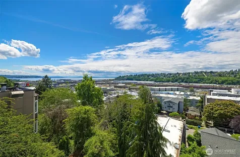 2219 13th Avenue W Seattle WA 98119