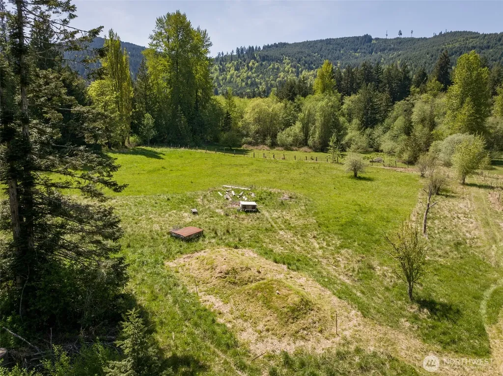 2252 Black Diamond Road Port Angeles WA 98363