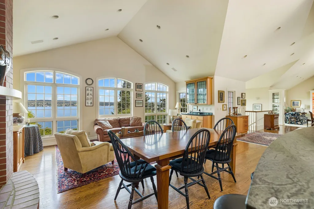 6681 NE Windermere Street Seattle WA 98115