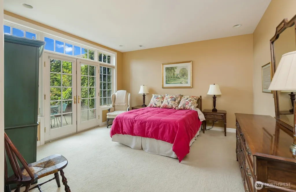 6681 NE Windermere Street Seattle WA 98115