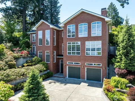 6681 NE Windermere Street Seattle WA 98115