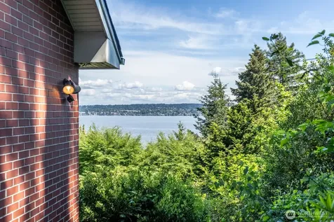 6681 NE Windermere Street Seattle WA 98115