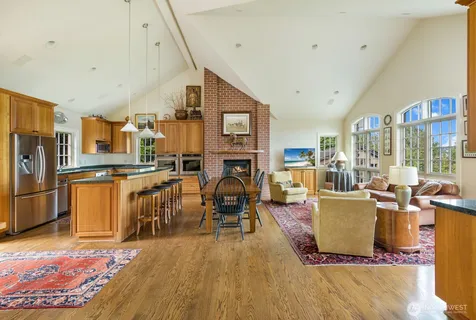 6681 NE Windermere Street Seattle WA 98115