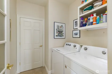 6681 NE Windermere Street Seattle WA 98115