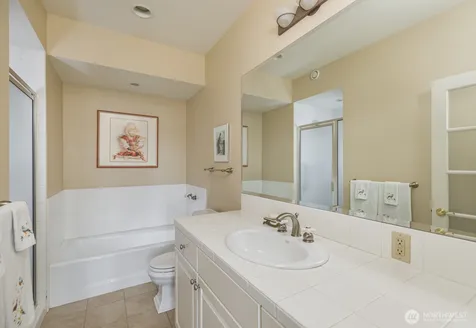 6681 NE Windermere Street Seattle WA 98115