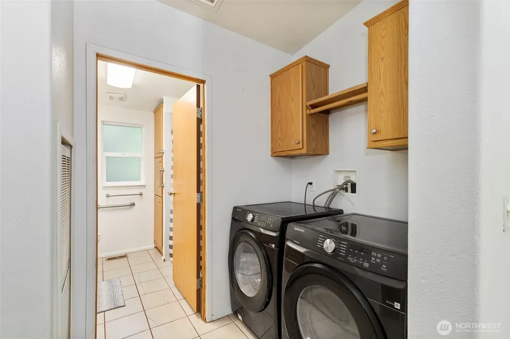 7831 Phillips Road SE Port Orchard WA 98367