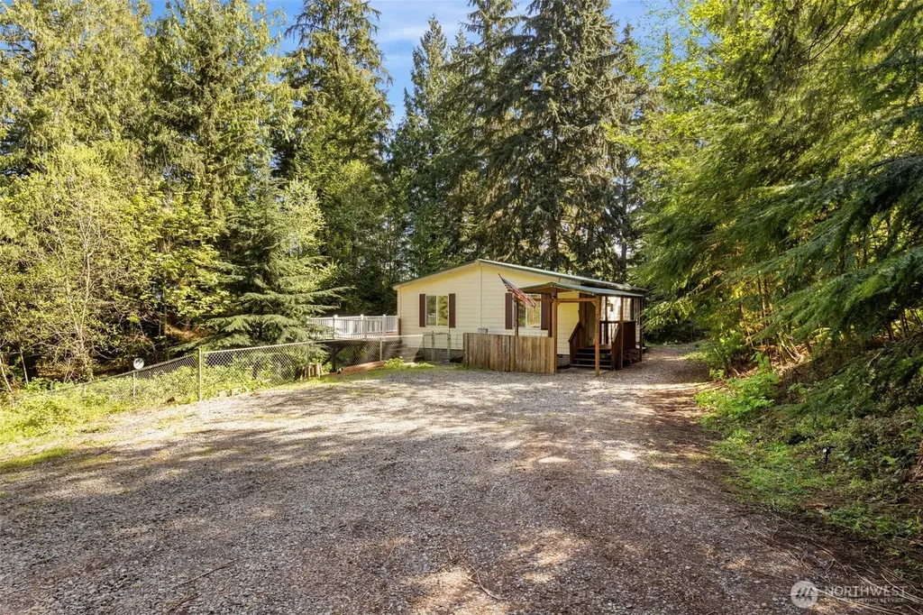 7831 Phillips Road SE Port Orchard WA 98367