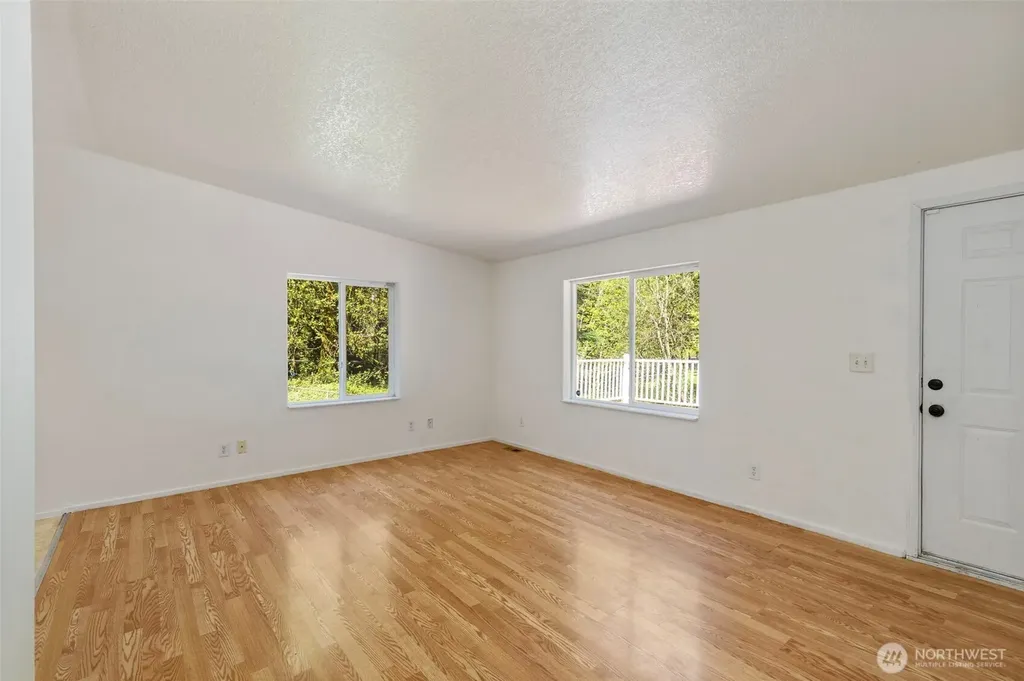 7831 Phillips Road SE Port Orchard WA 98367