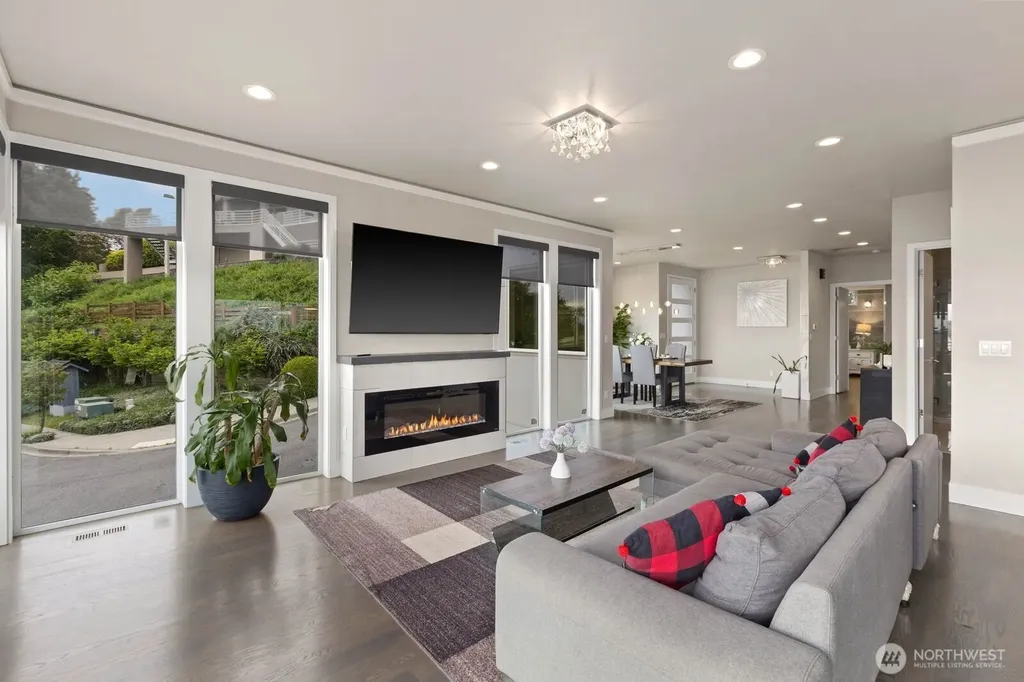 1422 Browns Point Boulevard Tacoma WA 98422