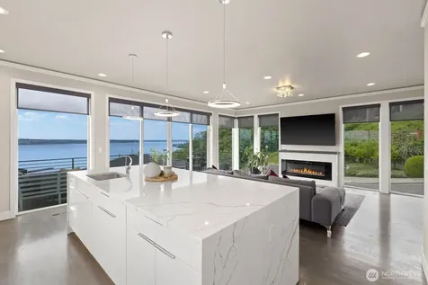1422 Browns Point Boulevard Tacoma WA 98422
