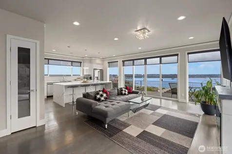 1422 Browns Point Boulevard Tacoma WA 98422