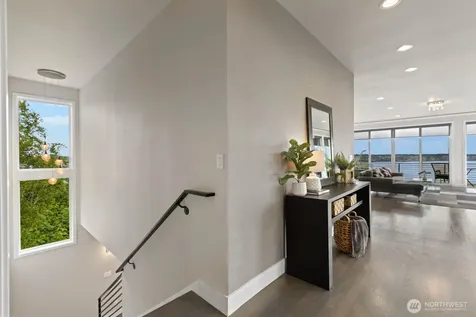 1422 Browns Point Boulevard Tacoma WA 98422