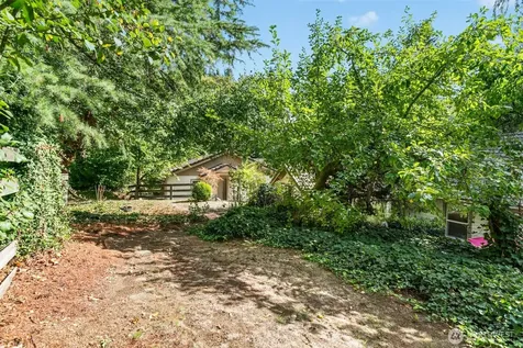 18901 61 Avenue NE Kenmore WA 98028