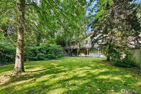 18901 61 Avenue NE Kenmore WA 98028