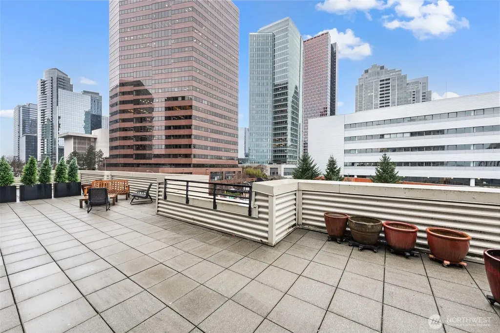 300 110th Avenue NE Bellevue WA 98004