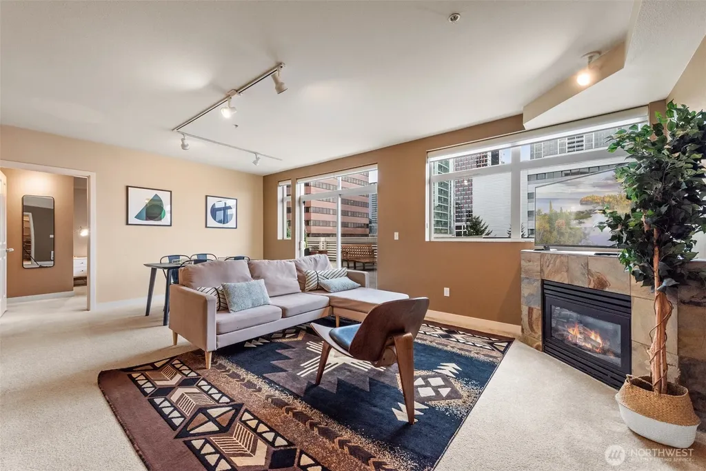300 110th Avenue NE Bellevue WA 98004