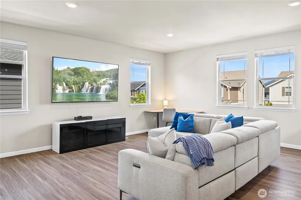 32943 Ash Avenue SE Black Diamond WA 98010