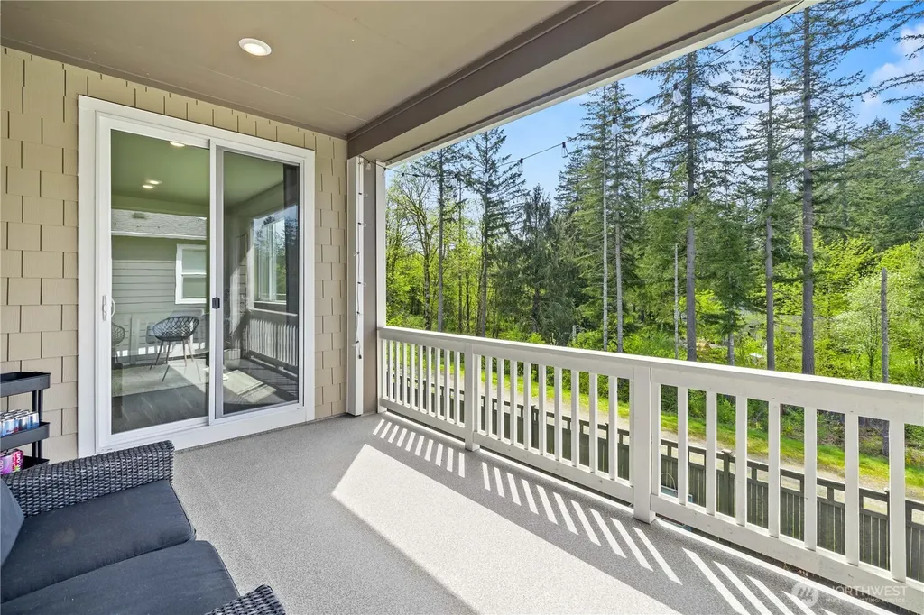 32943 Ash Avenue SE Black Diamond WA 98010