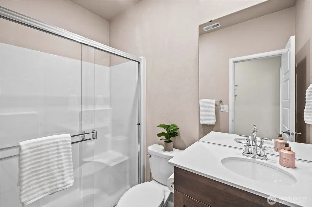 32943 Ash Avenue SE Black Diamond WA 98010