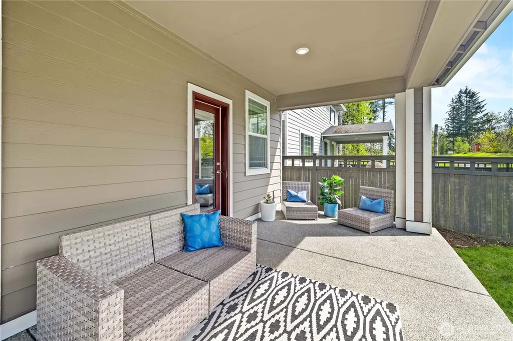 32943 Ash Avenue SE Black Diamond WA 98010