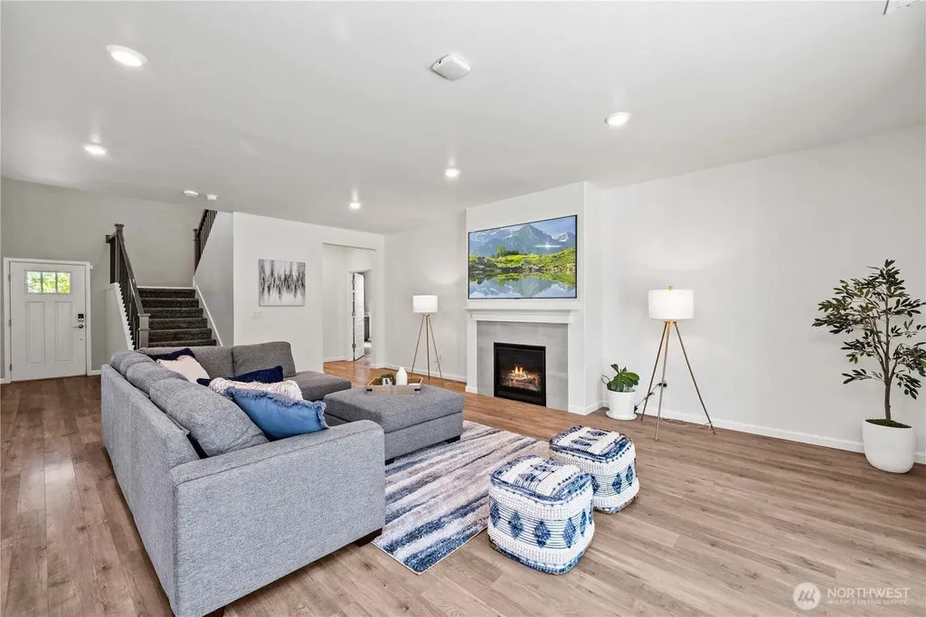32943 Ash Avenue SE Black Diamond WA 98010