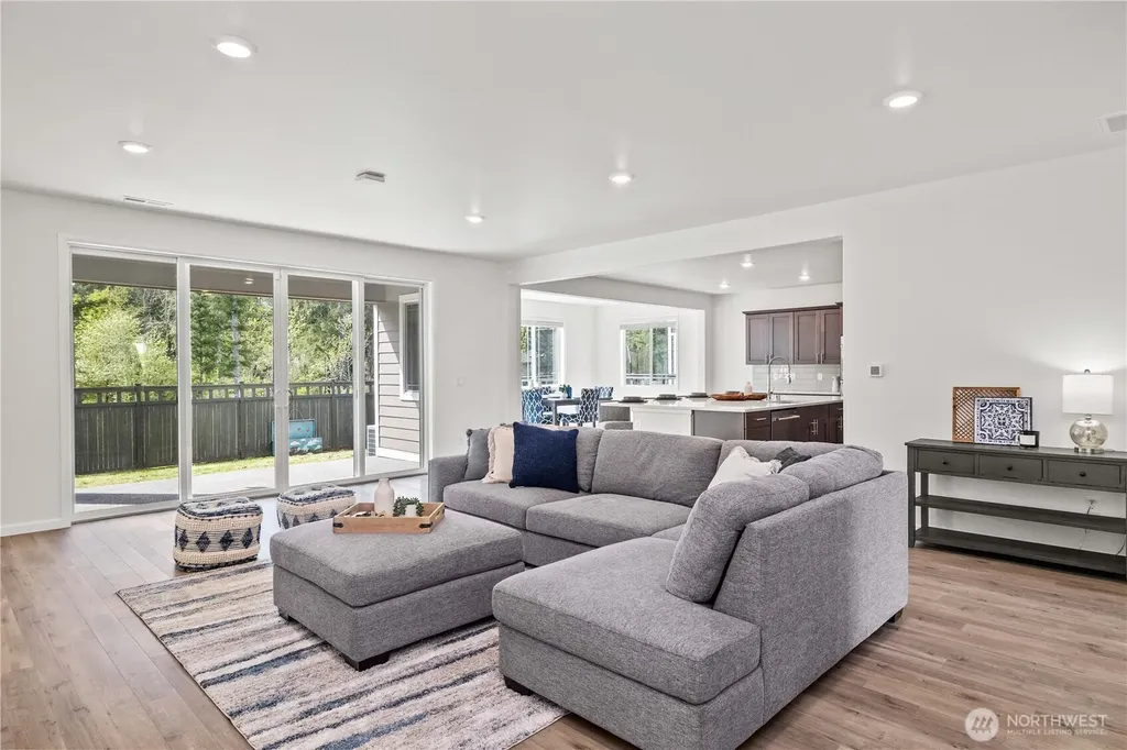 32943 Ash Avenue SE Black Diamond WA 98010