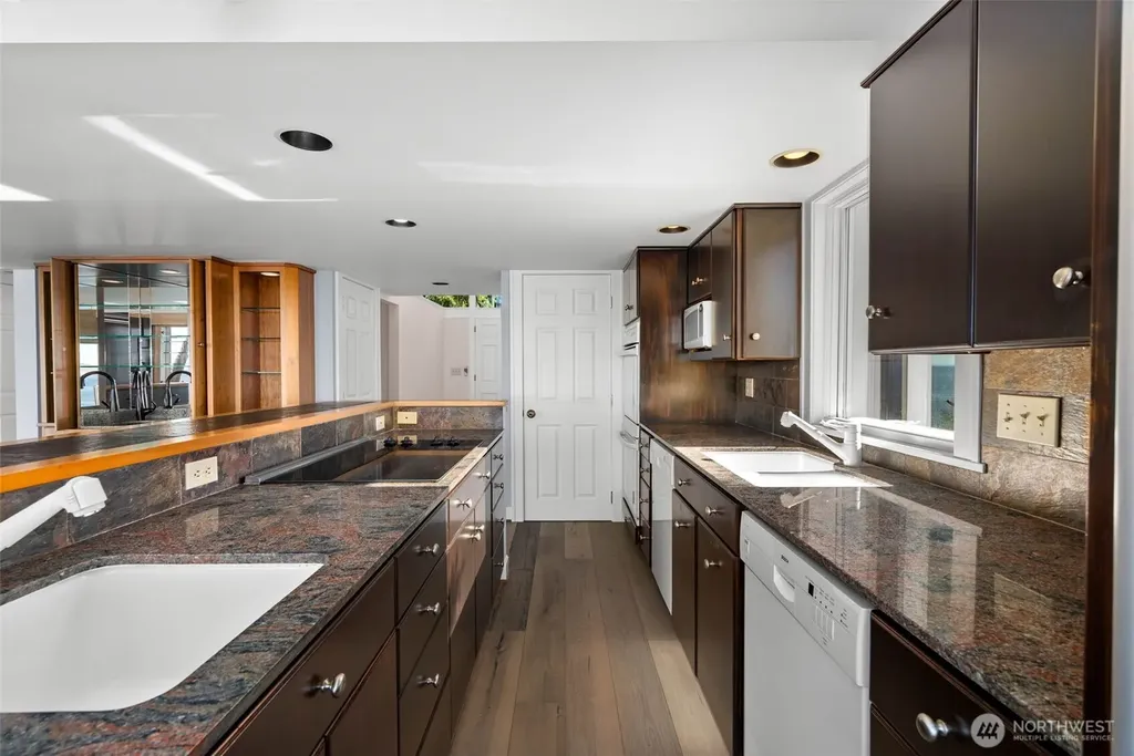 1034 57th Street Port Townsend WA 98368