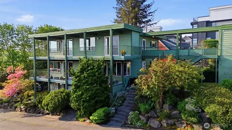1318 W Barrett Street Seattle WA 98119