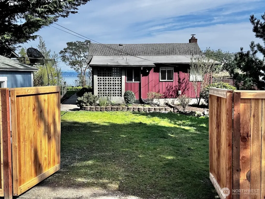 18616 Angeline Avenue NE Suquamish WA 98392