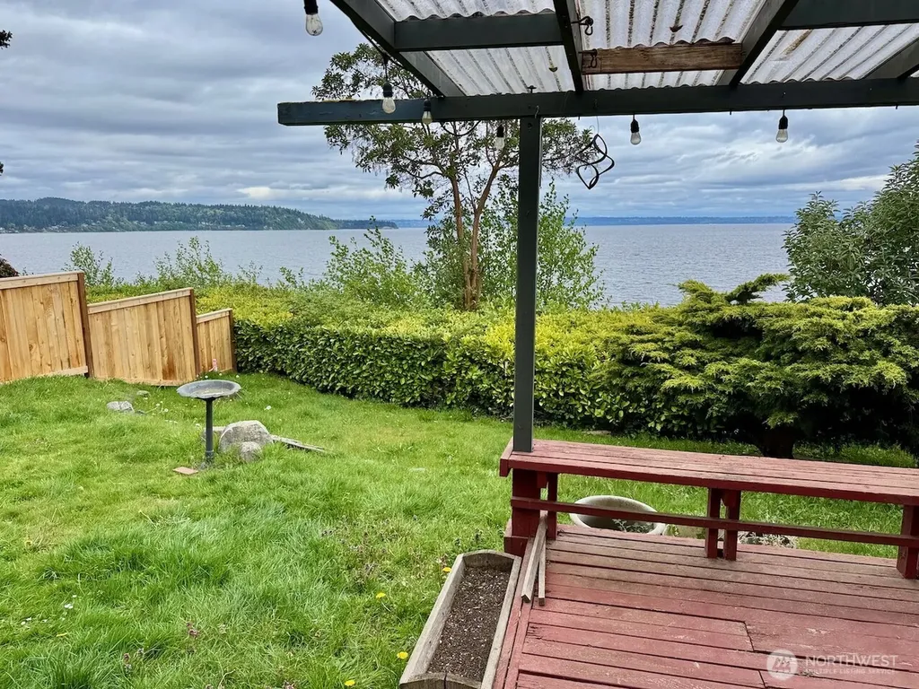 18616 Angeline Avenue NE Suquamish WA 98392