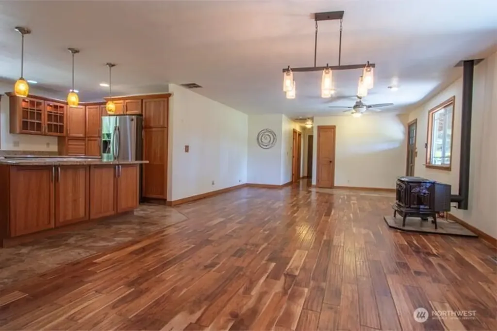 9844 173rd Avenue SW Rochester WA 98579