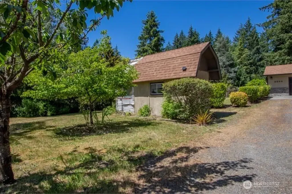 9844 173rd Avenue SW Rochester WA 98579