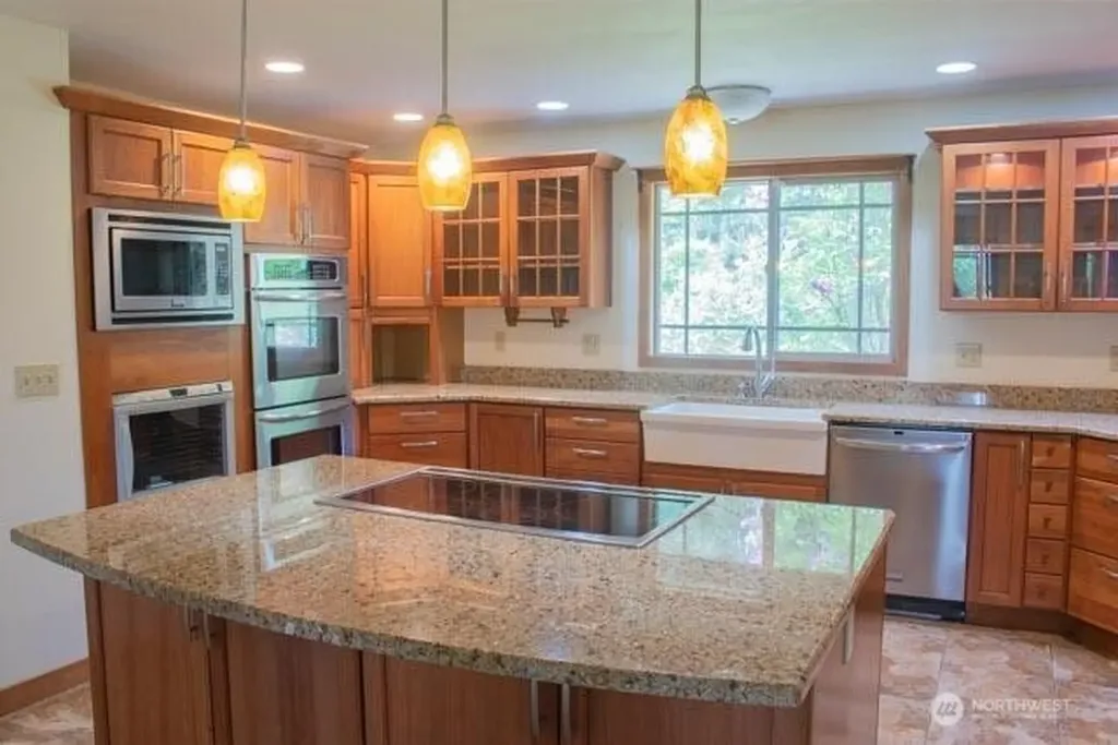 9844 173rd Avenue SW Rochester WA 98579