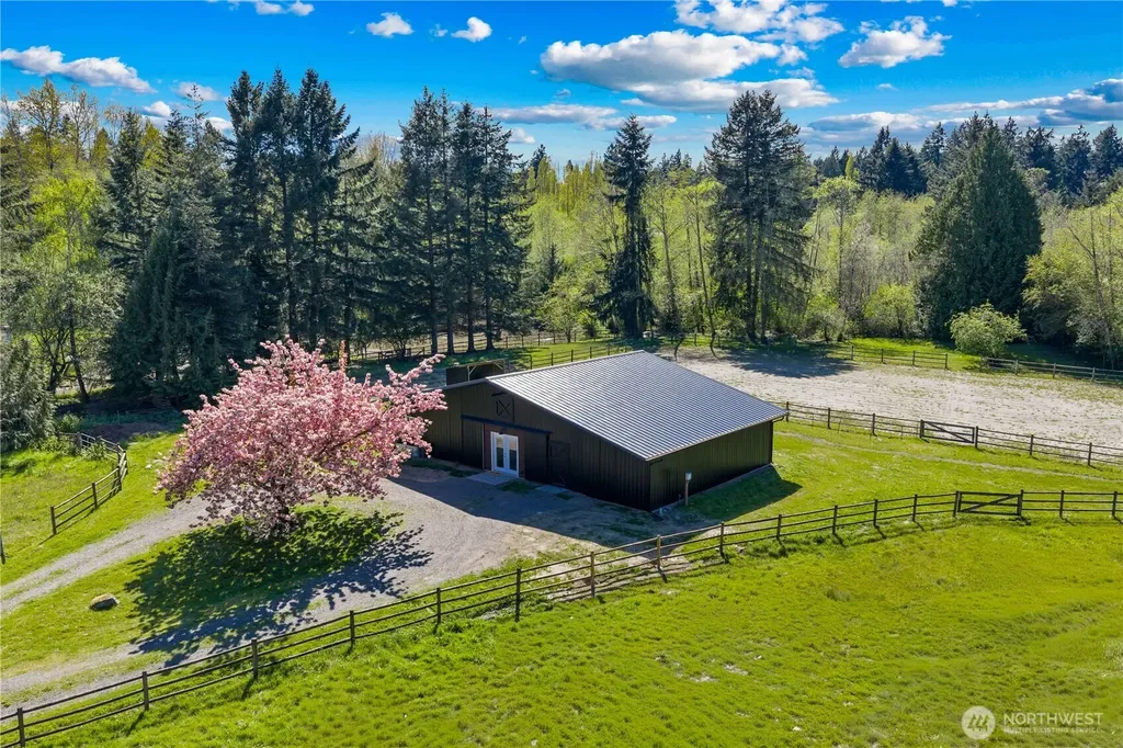 7200 NE Day Road W Bainbridge Island WA 98110