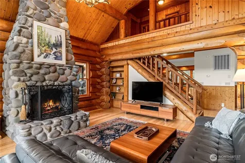 7200 NE Day Road W Bainbridge Island WA 98110