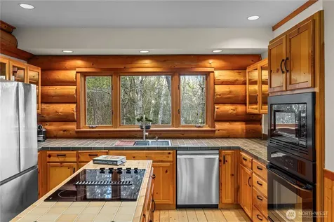 7200 NE Day Road W Bainbridge Island WA 98110