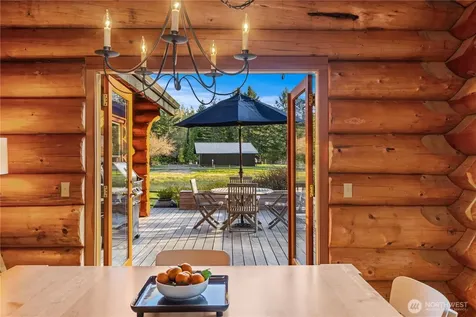 7200 NE Day Road W Bainbridge Island WA 98110