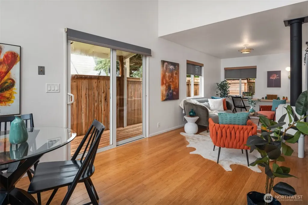 8729 12th Avenue NW Seattle WA 98117