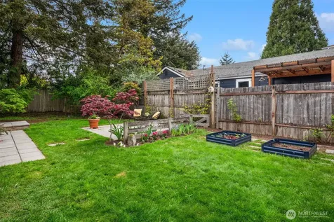 8729 12th Avenue NW Seattle WA 98117