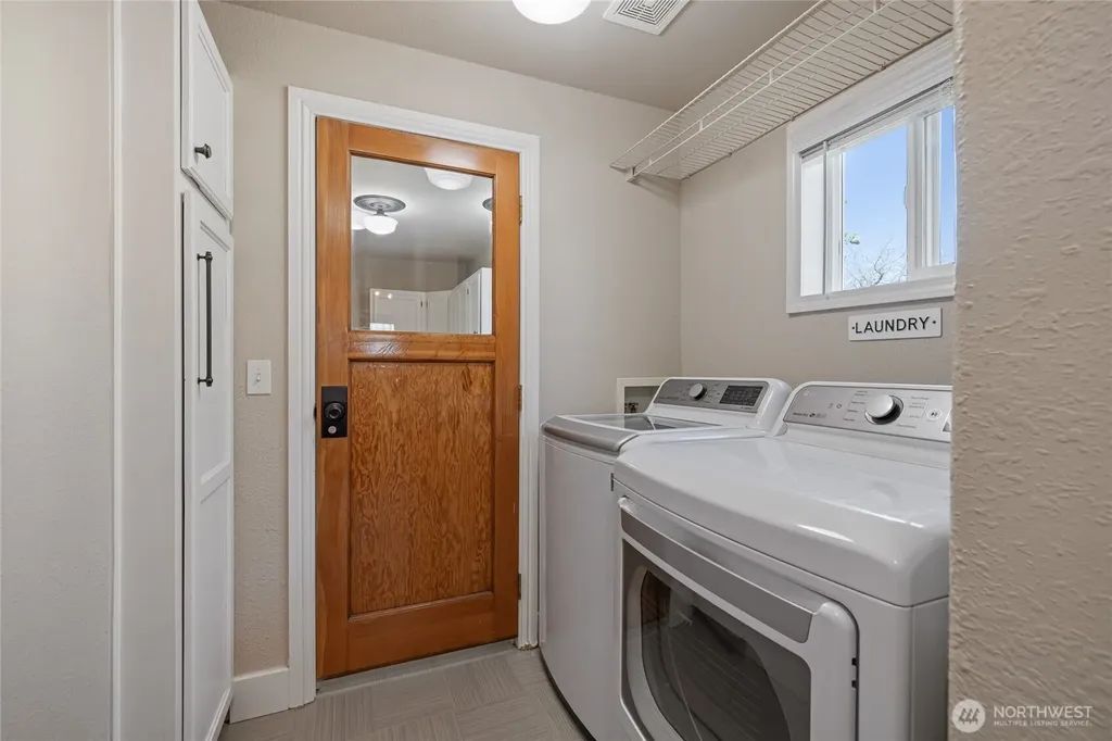 214 Adams Avenue S Eatonville WA 98328