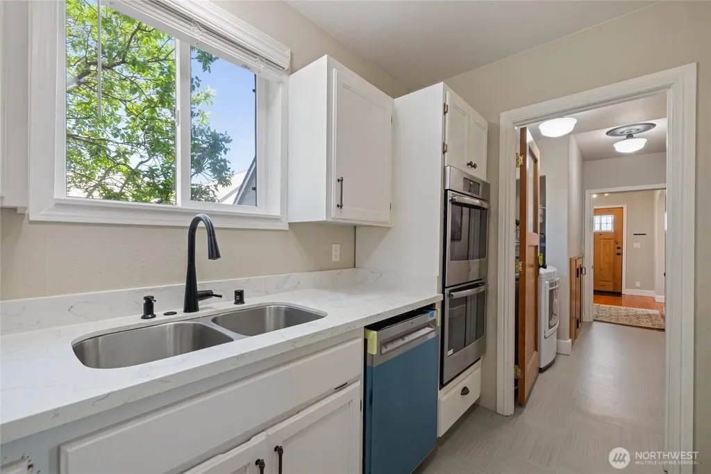 214 Adams Avenue S Eatonville WA 98328