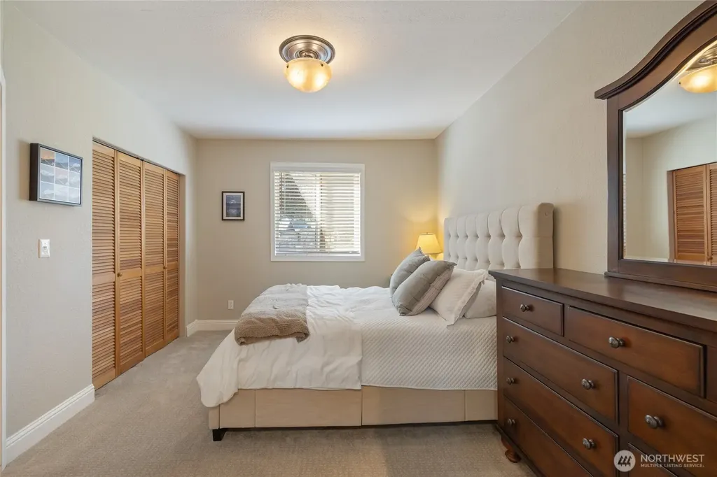 214 Adams Avenue S Eatonville WA 98328