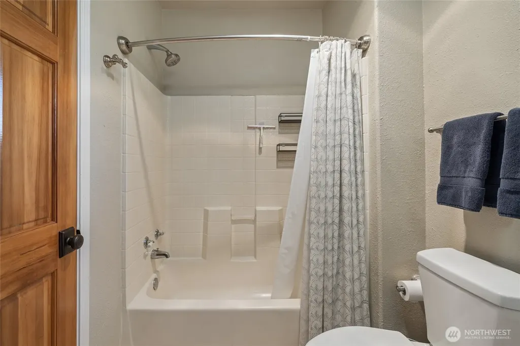 214 Adams Avenue S Eatonville WA 98328