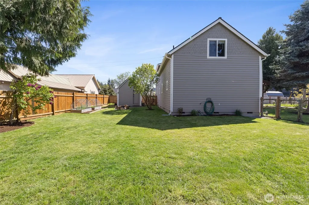 214 Adams Avenue S Eatonville WA 98328