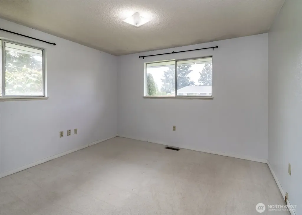5029 80th Avenue Ct E Fife WA 98424