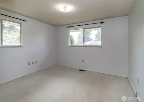 5029 80th Avenue Ct E Fife WA 98424