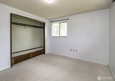 5029 80th Avenue Ct E Fife WA 98424