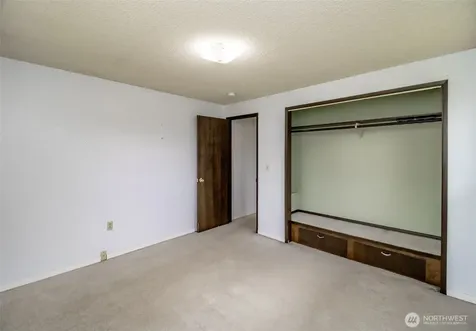 5029 80th Avenue Ct E Fife WA 98424